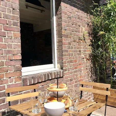 아파트 La Urbaine Et Son Jardin